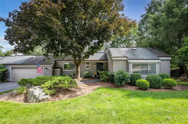 222 Heritage Hills HLS #B, Somers, NY 10589