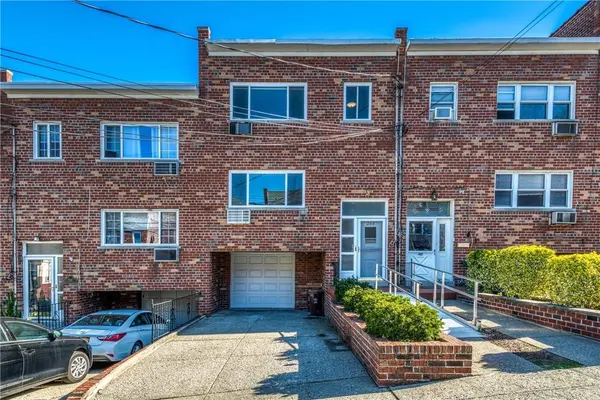 268 E 238th ST #2nd Fl, Bronx, NY 10470