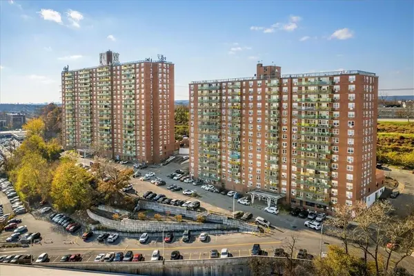 1841 Central Park AVE #11E, Yonkers, NY 10701