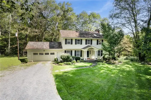 28 Contour LN, Salt Point, NY 12578