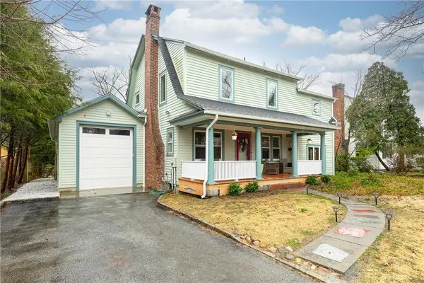 115 Montgomery ST, Rhinebeck, NY 12572