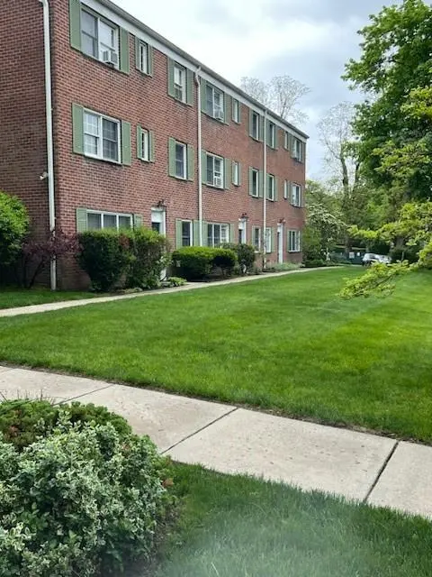 580 Bedford RD #5, Pleasantville, NY 10570
