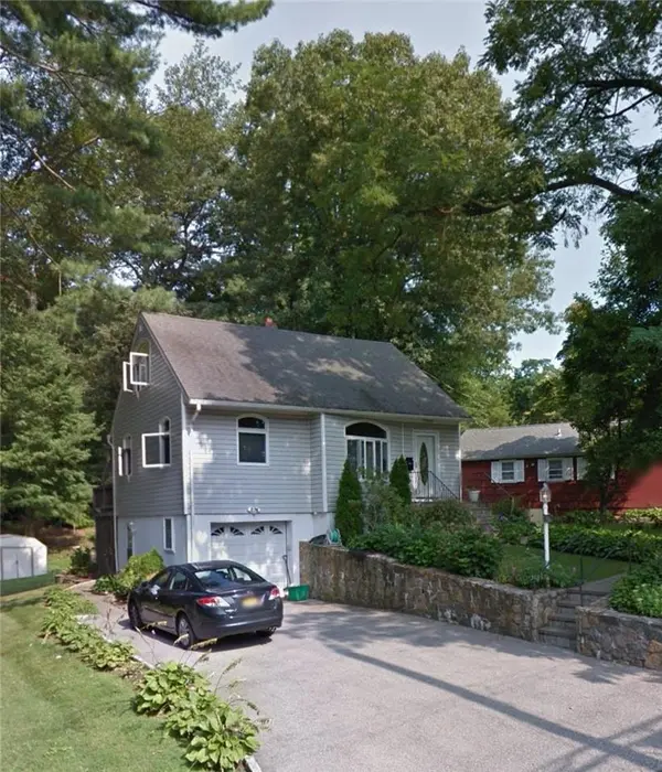 35 Kent RD, White Plains, NY 10603