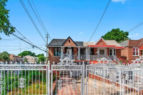 1325 Allerton AVE, Bronx, NY 10469
