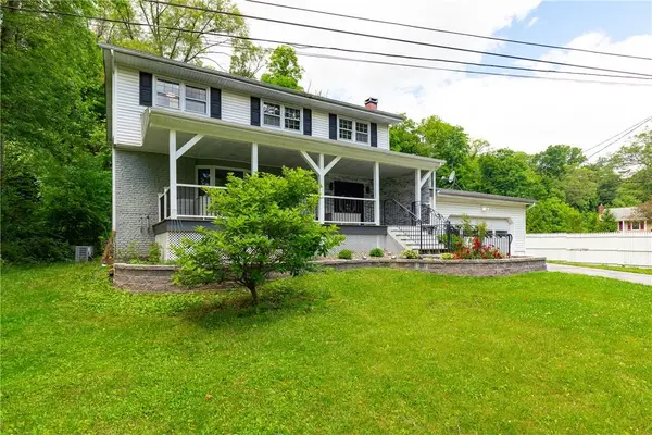 3 Nilde CT, Poughkeepsie, NY 12603