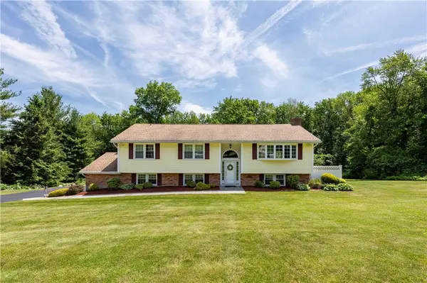 58 Breckenridge RD, Mahopac, NY 10541