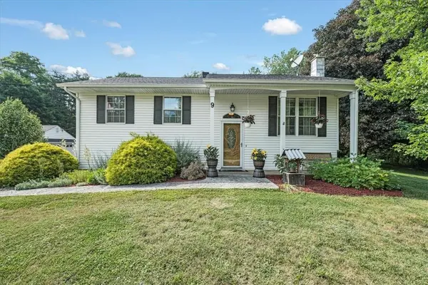9 Marion AVE, Wappingers Falls, NY 12590