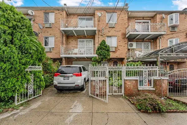 3238 Ely AVE, Bronx, NY 10469