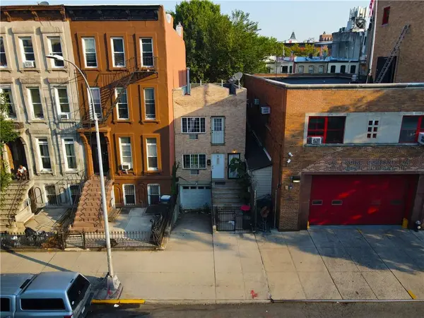 493 Hancock ST,  Brooklyn,  NY 11233