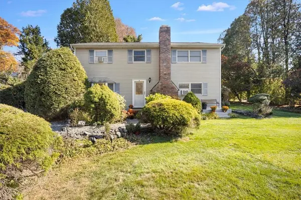 28 Lake Louise DR, Carmel, NY 10512