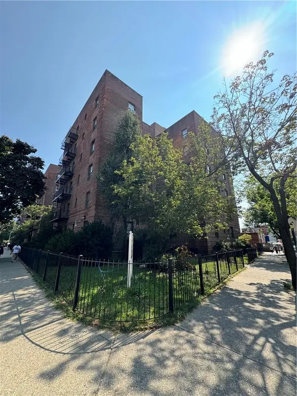 84-16 Elmhurst AVE #6G,  Elmhurst,  NY 11373