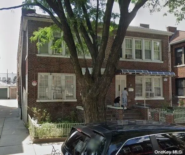 35-24 93rd ST, Jackson Heights, NY 11372
