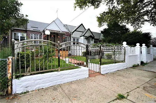 24-08 96th ST, East Elmhurst, NY 11369