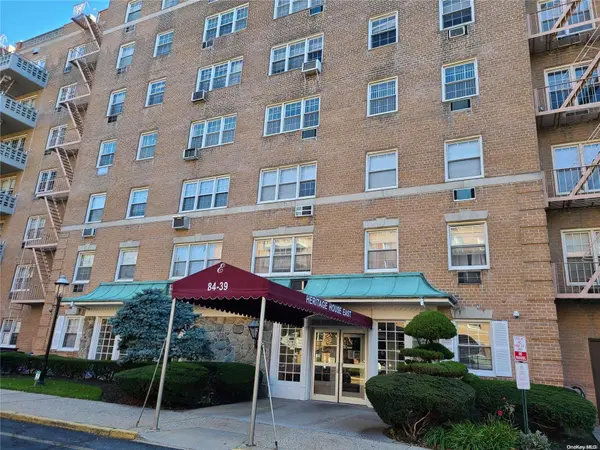 84-39 153 AVE #3B, Howard Beach, NY 11414