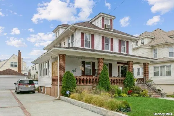 169 Beach 124 St, Rockaway Park, NY 11694