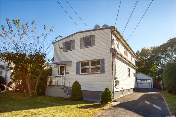 88 Fir ST, Valley Stream, NY 11580