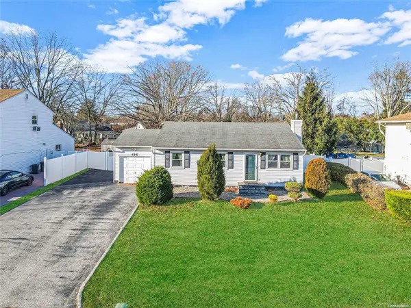 494 American BLVD, Brentwood, NY 11717