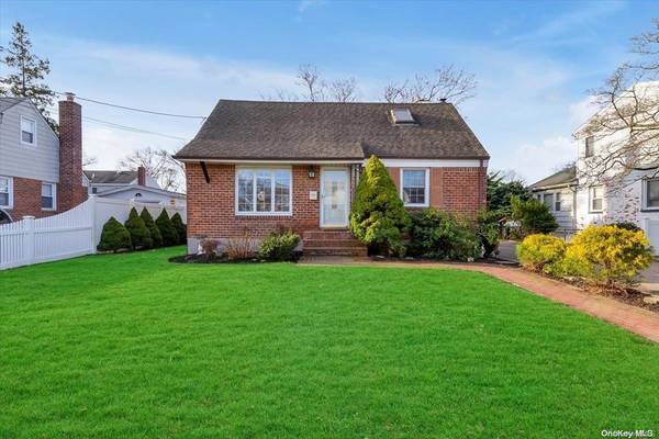 2404 York ST, East Meadow, NY 11554