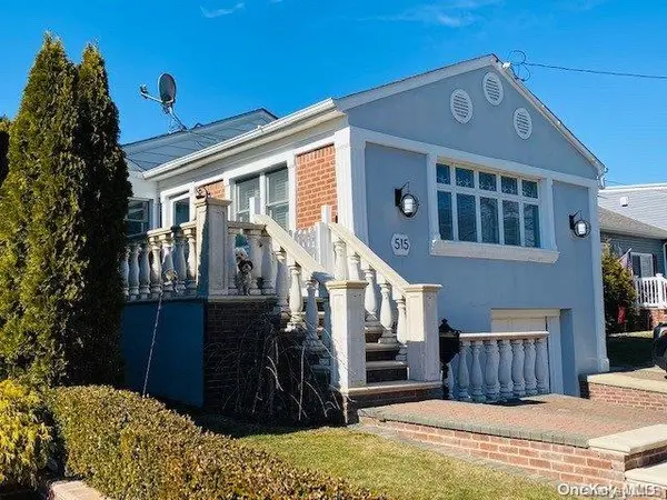515 Beach 139th ST, Belle Harbor, NY 11694