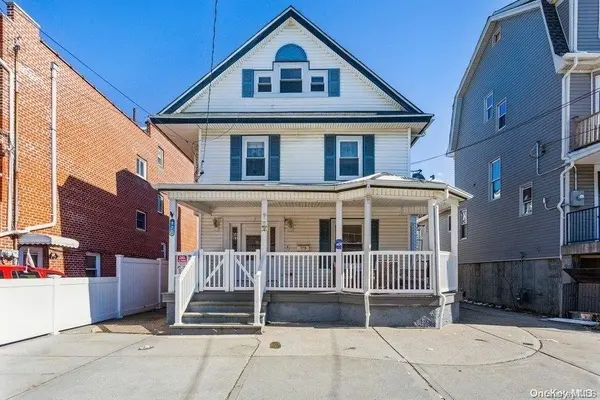 178 Beach 118th ST, Rockaway Park, NY 11694