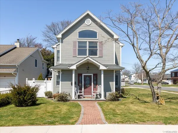 29 North PLZ, Amity Harbor, NY 11701