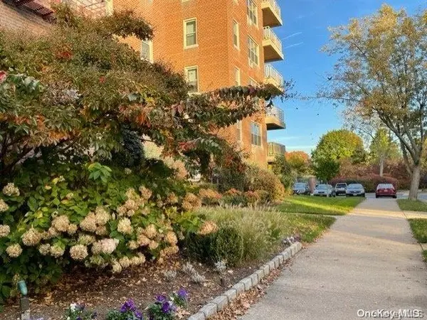 23-25 Bell BLVD #2A, Bayside, NY 11360
