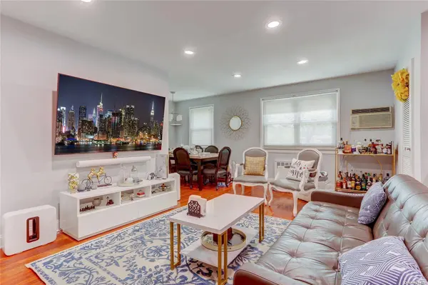 78-37 Cloverdale BLVD #B, Oakland Gardens, NY 11364