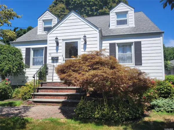 23 Titus RD, Glen Cove, NY 11542