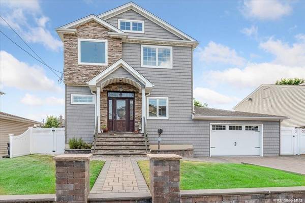 3438 Westminster RD, Oceanside, NY 11572