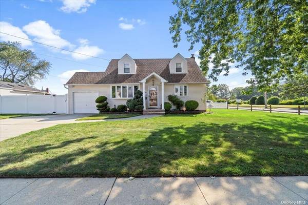 2330 Lancaster ST, East Meadow, NY 11554