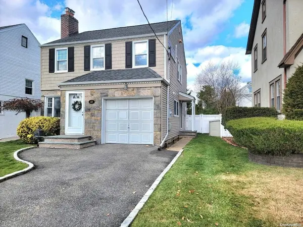 48 Sydney AVE, Malverne, NY 11565