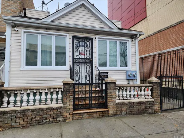 97-41 90th ST, Ozone Park, NY 11416
