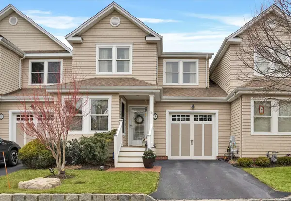 3 Meadow WAY #3, Eastport, NY 11941