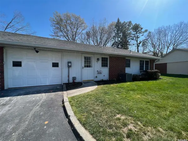250 Newcastle #A, Ridge, NY 11961