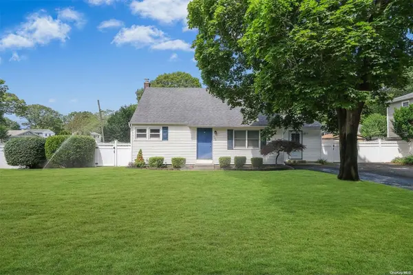 200 Cranford BLVD, Mastic, NY 11950