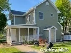 36 Amity ST, Patchogue, NY 11772