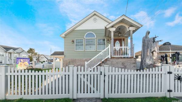 3102 Milburn AVE, Baldwin, NY 11510