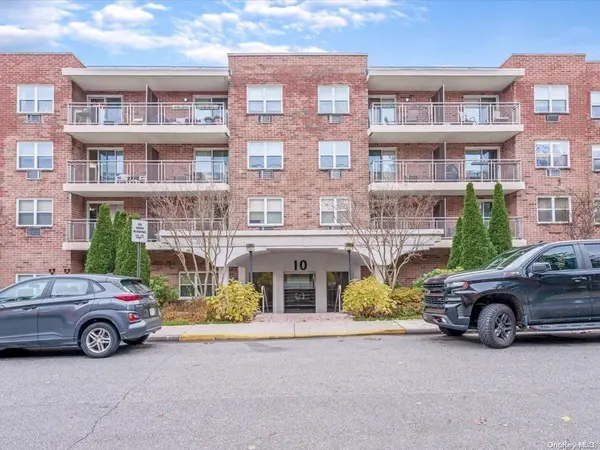 10 Ipswich AVE #3f, Great Neck, NY 11021