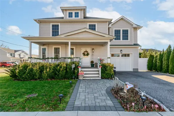 12 Central BLVD, Bethpage, NY 11714