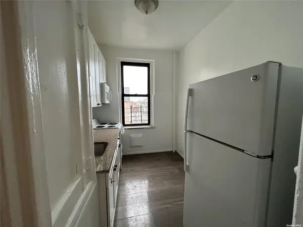 120-10 Rockaway Beach B, Rockaway Park, NY 11694
