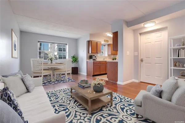 124 Beach 62nd ST #62, Arverne, NY 11692