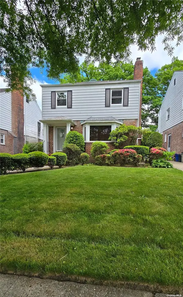 80-51 212th ST, Hollis Hills, NY 11427