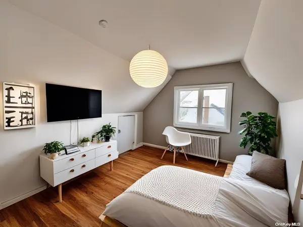 525 Beach 125 ST #2, Rockaway Park, NY 11694