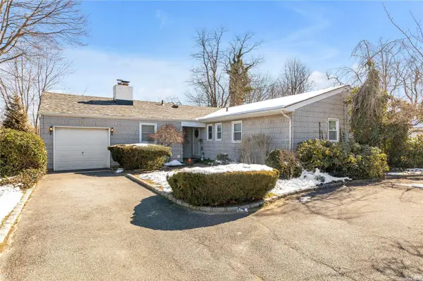 215 Little East Neck RD, Babylon, NY 11702