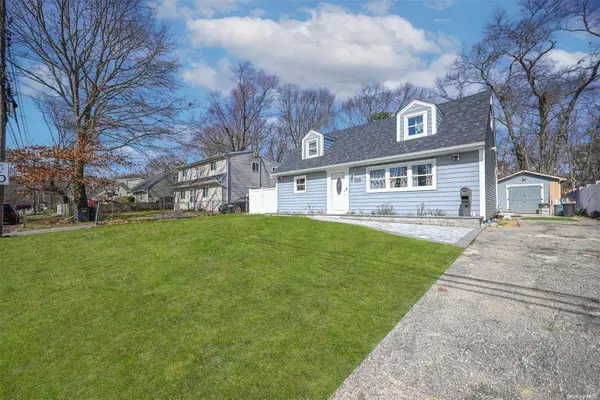 235 Parkway BLVD, Wyandanch, NY 11798