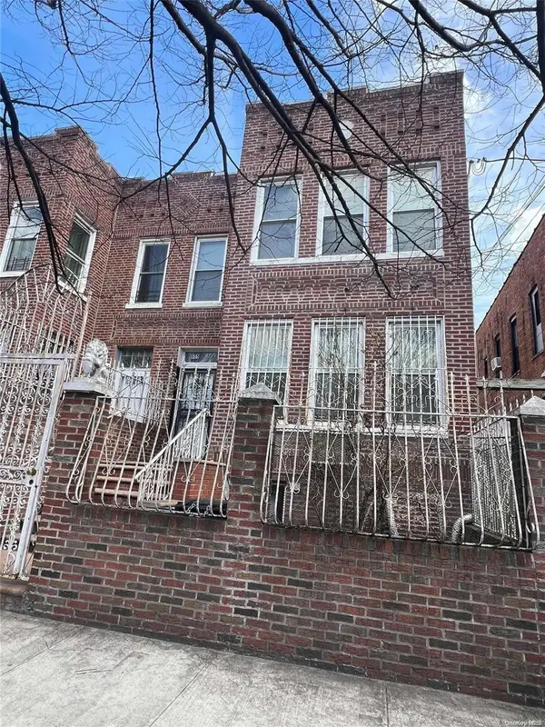 605 Georgia AVE,  East New York,  NY 11207