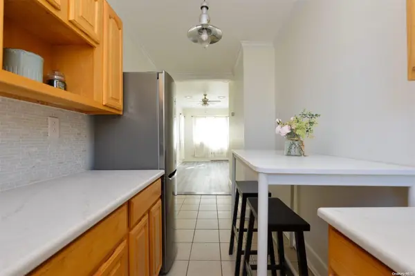 152 Beach 125th ST, Far Rockaway, NY 11694