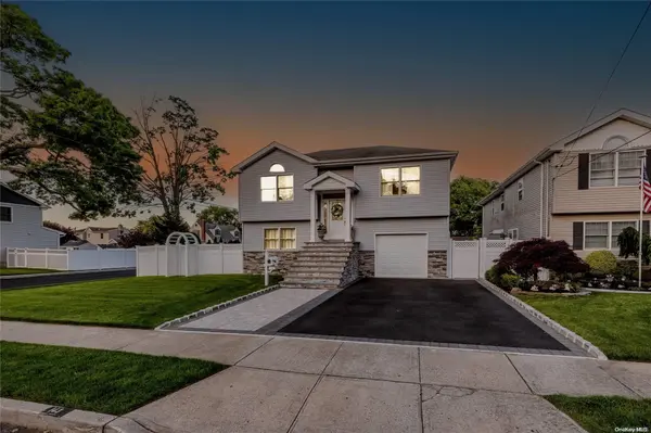 143 Grand BLVD, Massapequa Park, NY 11762