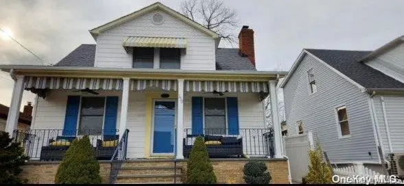 330 Hunnewell AVE #1st Fl, Elmont, NY 11003