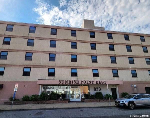 830 Shore RD #3R, Long Beach, NY 11561